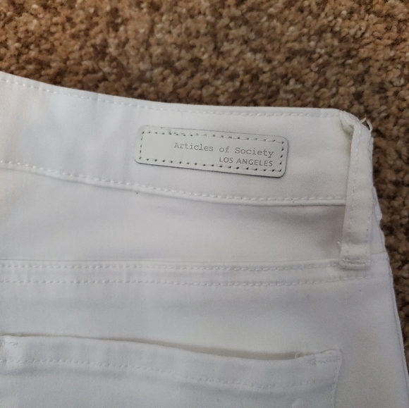 Articles of Society White Cropped Jeans - Picture 8 of 8